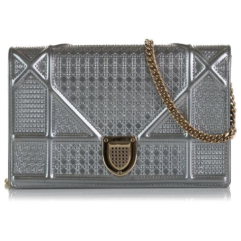 dior silver diorama|dior diorama wallet on chain.